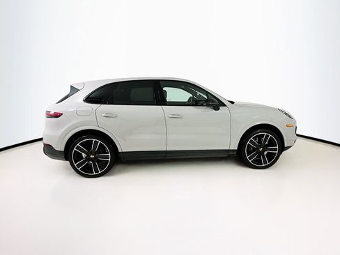 Used 2021 Porsche Cayenne AWD/4WD image 9
