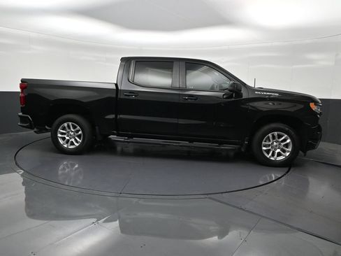 Used 2023 Chevrolet Silverado 1500 RST RWD image 7