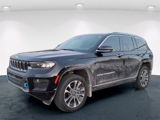 Used 2024 Jeep Grand Cherokee Overland w/ Luxury Tech Group IV video 2