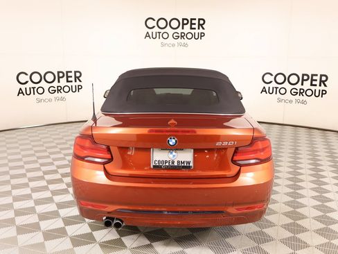 Used 2020 BMW 230i Convertible w/ Convenience Package RWD image 21