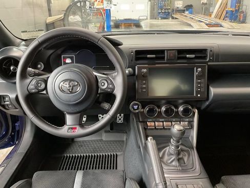 New 2026 Toyota GR86 Premium image 12
