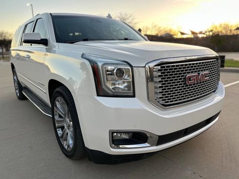 Used 2015 GMC Yukon XL Denali w/ Open Road Package image 4