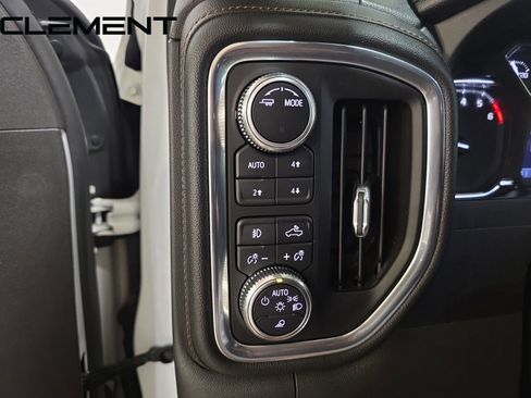 Used 2020 GMC Sierra 1500 AT4 w/ AT4 Premium Package image 14