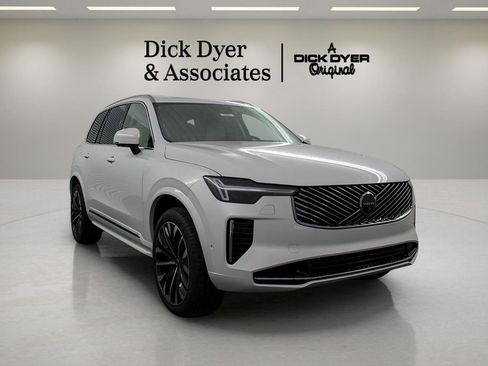 New 2026 Volvo XC90 B6 Ultra w/ Protection Package Premier image 9