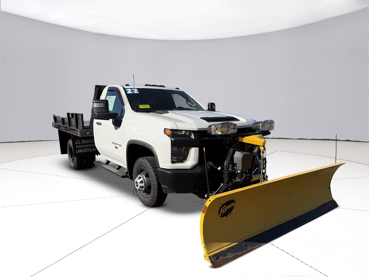 Used 2022 Chevrolet Silverado 3500 W/T w/ WT Convenience Package AWD/4WD image 4