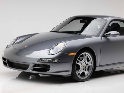 Used 2006 Porsche 911 Carrera RWD image 39