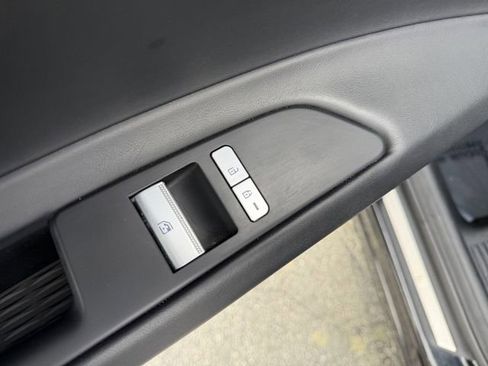 Used 2024 Genesis GV80 2.5T image 30