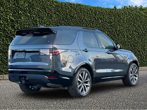 New 2025 Land Rover Discovery Dynamic SE AWD/4WD image 6