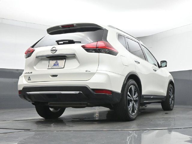 Used 2017 Nissan Rogue SL w/ SL Premium Package FWD image 36