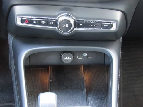 Used 2023 Volvo C40 P8 Recharge Plus w/ Climate Package AWD/4WD image 30