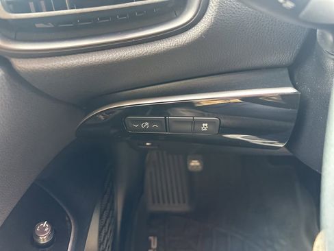 Used 2016 Toyota Prius Two FWD image 16