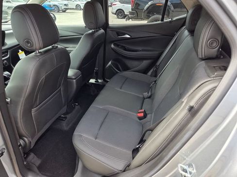 Used 2024 Buick Encore GX Preferred FWD image 9