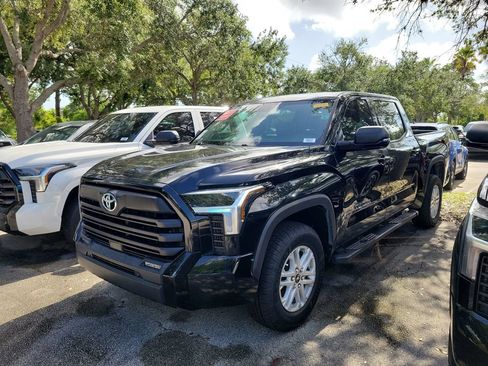 Used 2023 Toyota Tundra SR5 w/ SR5 Premium Package AWD/4WD image 3