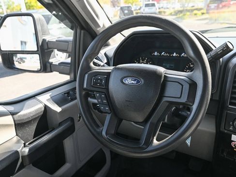 Used 2016 Ford F150 XL w/ Heavy-Duty Payload Package image 24