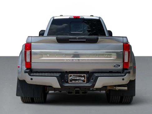 Used 2022 Ford F450 Platinum w/ FX4 Off-Road Package AWD/4WD image 8
