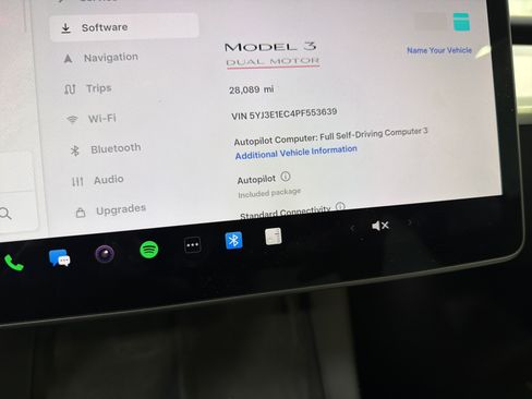 Used 2023 Tesla Model 3 Performance image 17