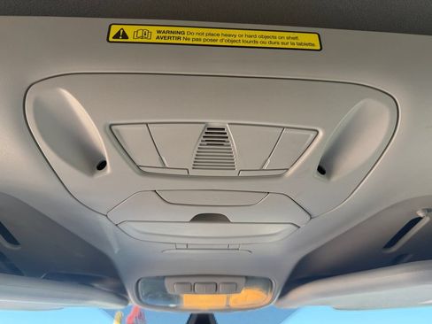 Used 2016 Ford Transit Connect Titanium FWD image 21