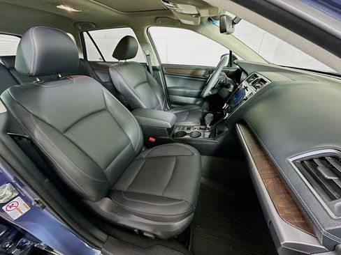 Used 2018 Subaru Outback 2.5i Limited image 31