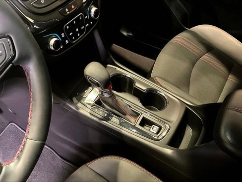 Used 2024 Chevrolet Equinox RS image 17