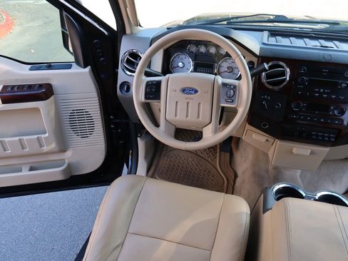Used 2008 Ford F350 Lariat image 21