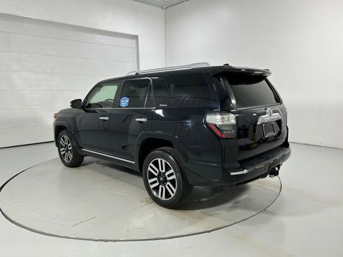 Used 2021 Toyota 4Runner Limited image 22