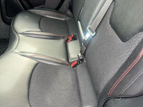 Used 2019 Jeep Compass Trailhawk image 8