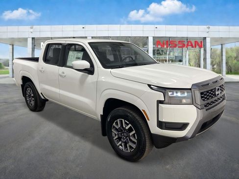 New 2026 Nissan Frontier SV AWD/4WD image 5
