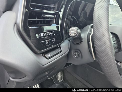 New 2026 Lexus TX 500h AWD image 16