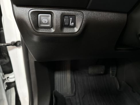 Used 2023 GMC Acadia AT4 w/ Preferred Package image 32