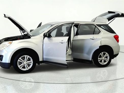 Used 2013 Chevrolet Equinox LS FWD image 9