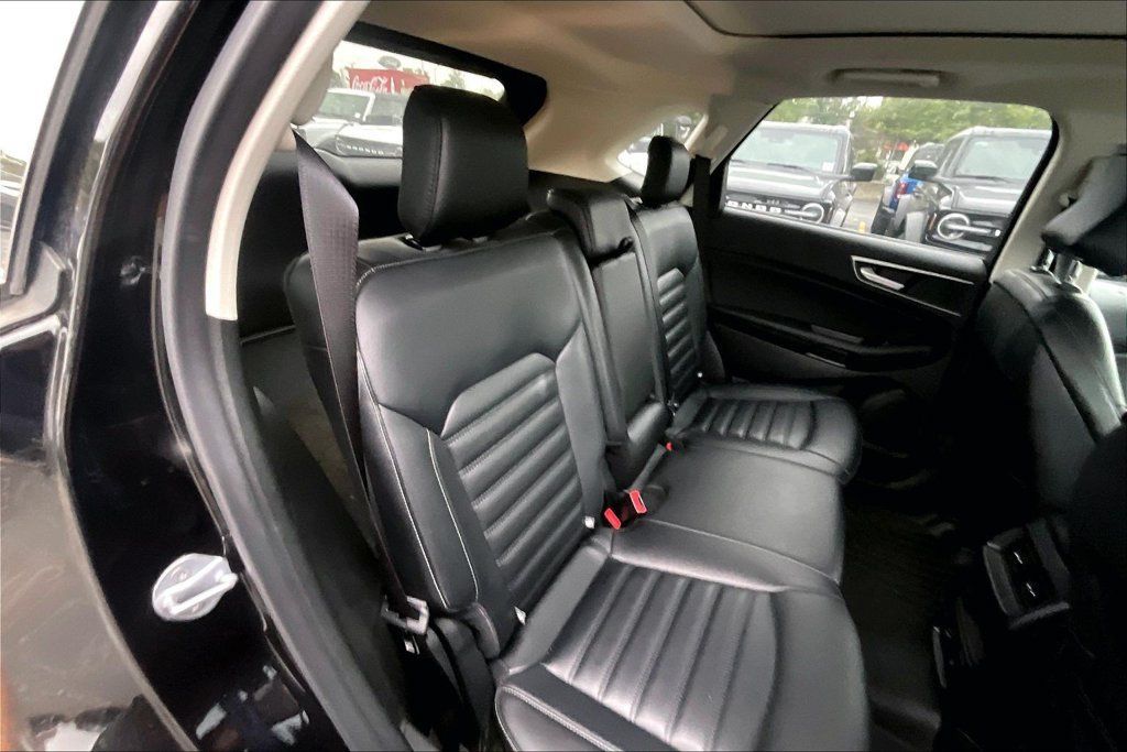 Used 2022 Ford Edge SEL w/ Convenience Package AWD/4WD image 26