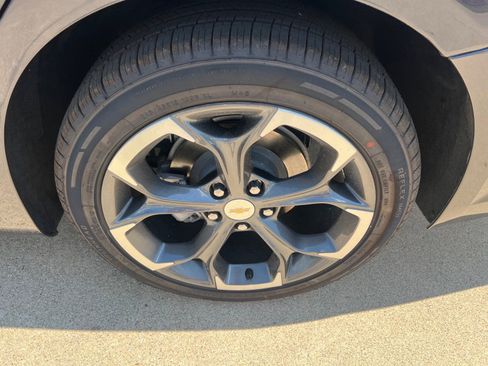 Used 2023 Chevrolet Malibu LT image 10