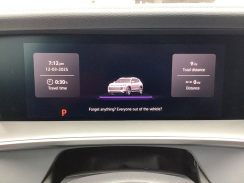 New 2026 Volkswagen Tiguan SE image 14