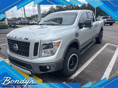 Used 2019 Nissan Titan PRO-4X w/ Pro-4x Convenience Package