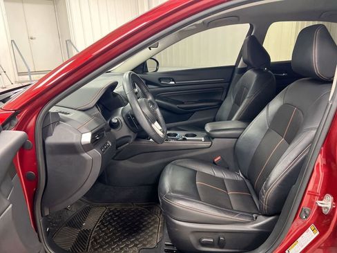 Used 2022 Nissan Altima 2.5 SR FWD image 19