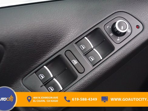 Used 2014 Volkswagen Tiguan SEL image 18