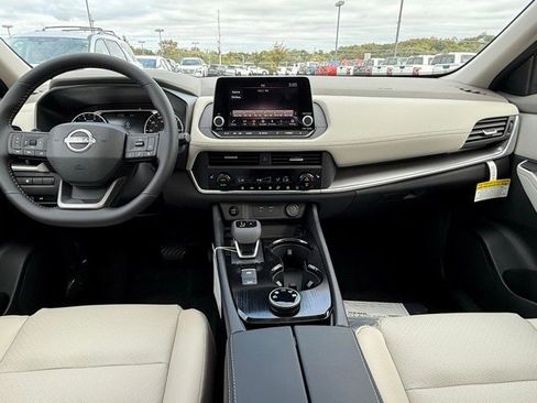 New 2026 Nissan Rogue SV w/ SV Premium Package image 26