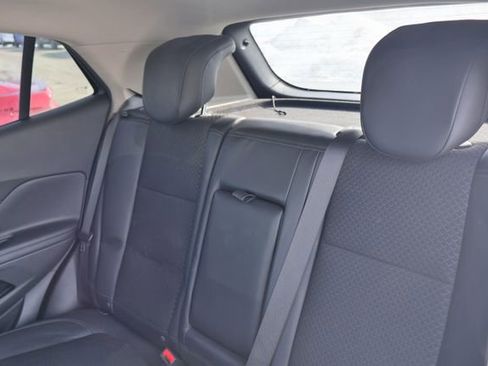 Used 2019 Buick Encore Preferred image 9