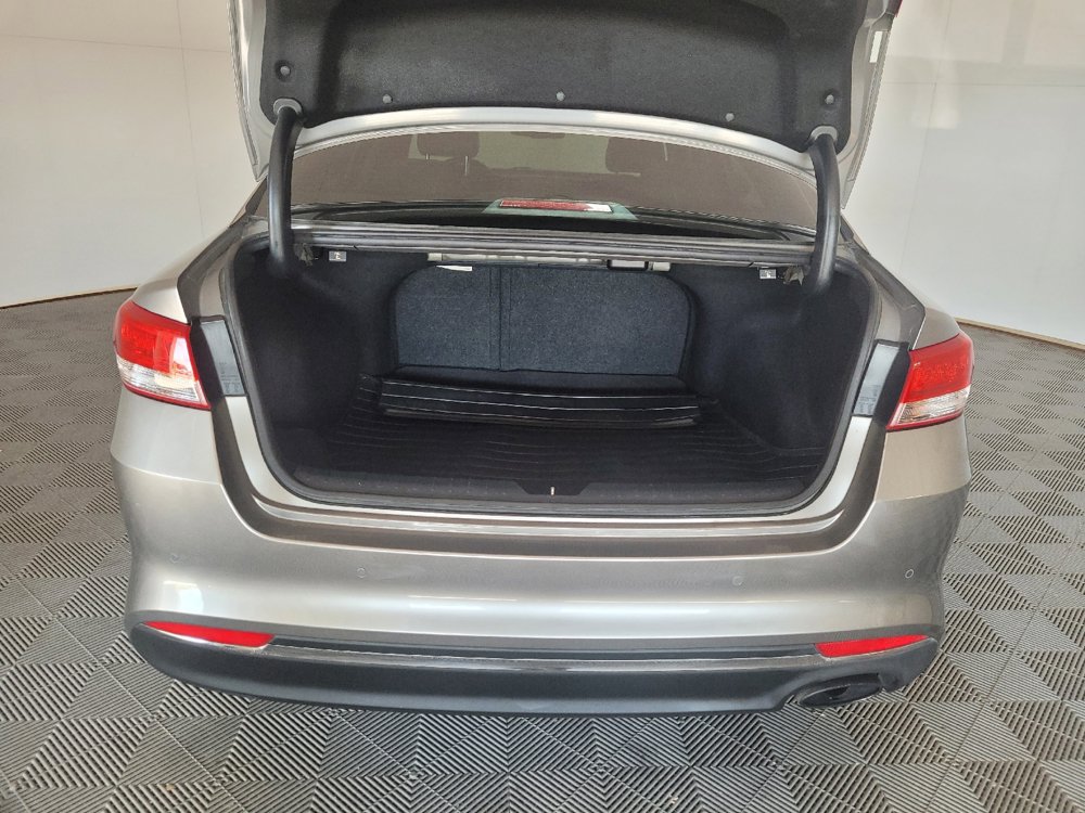 Used 2016 Kia Optima EX w/ Premium Package FWD image 29