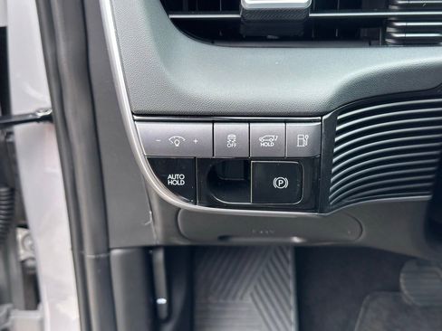 Certified 2026 Hyundai Ioniq 5 SEL RWD image 22
