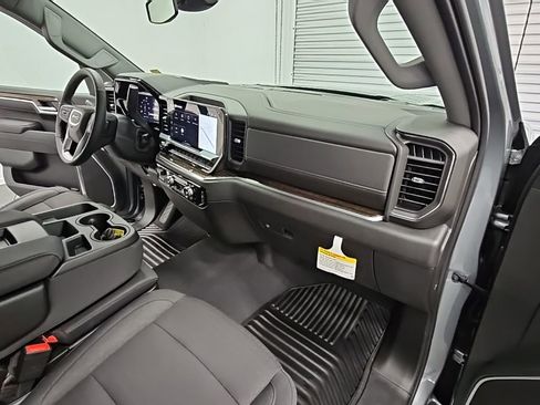 New 2026 GMC Sierra 1500 SLE w/ Preferred Package image 37
