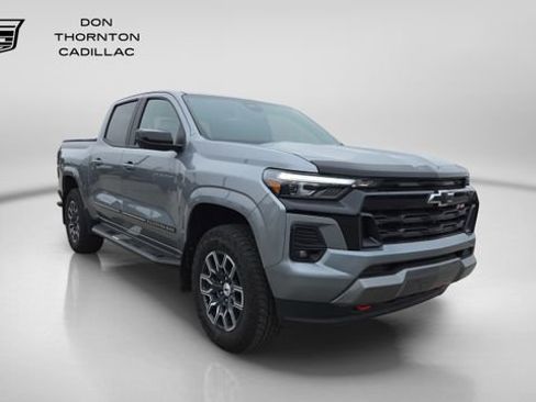 Used 2024 Chevrolet Colorado Z71 w/ Z71 Convenience Package 2 AWD/4WD image 7