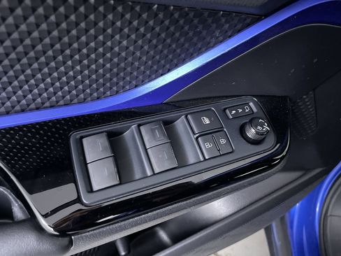 Used 2021 Toyota C-HR XLE image 11