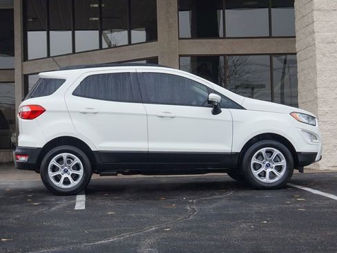 Used 2020 Ford EcoSport SE w/ SE Convenience Package image 4