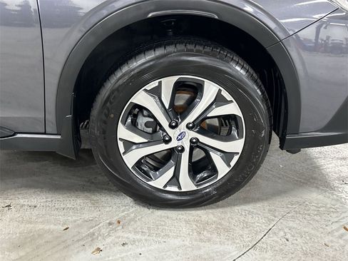 Certified 2020 Subaru Outback Limited image 13