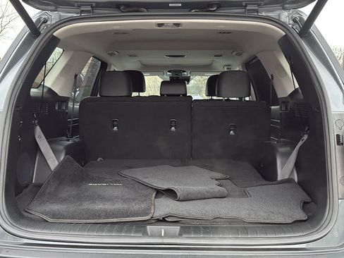 Used 2023 Hyundai Palisade SEL w/ Cargo Package image 28