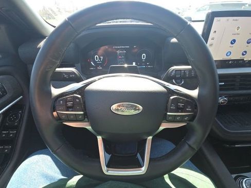 Used 2025 Ford Explorer Platinum w/ LUX Leather Package image 42