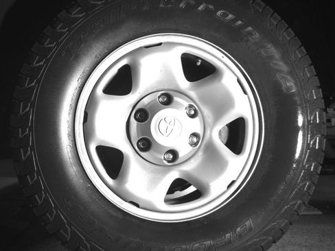 Used 2019 Toyota Tacoma SR w/ SR Convenience Package AWD/4WD image 10
