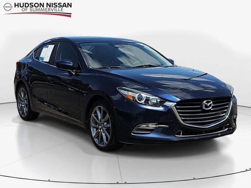 Used 2018 MAZDA MAZDA3 Touring FWD image 1