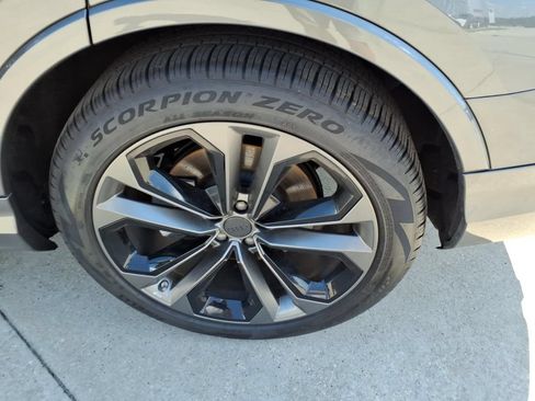 Used 2026 Audi Q7 3.0T Premium Plus AWD/4WD image 26